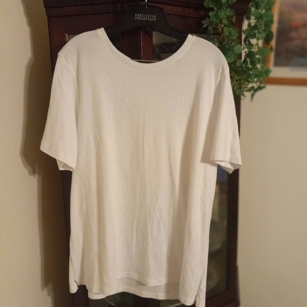 KIM ROGERS WHITE TOP..